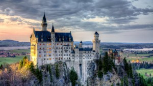 Covetedition-Have-a-trip-to-Royal-Neuschwanstein-Castle-with-us-luxury-king-residence