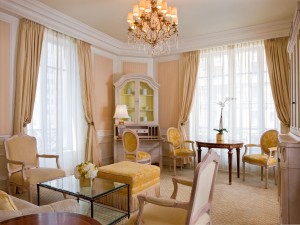 covet-edition-inspirational-interior-designers-stephen-sills-st-regis-hotel-ny