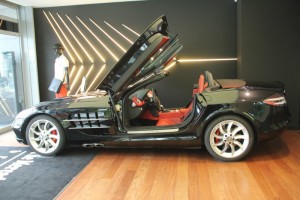 covet-edition-WY-restaurant-at-the-Mercedes-House-luxurious-cars