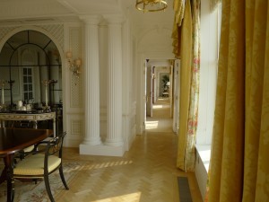 covet-edition-luxury-travels-The Savoy’s Royal Suite-2