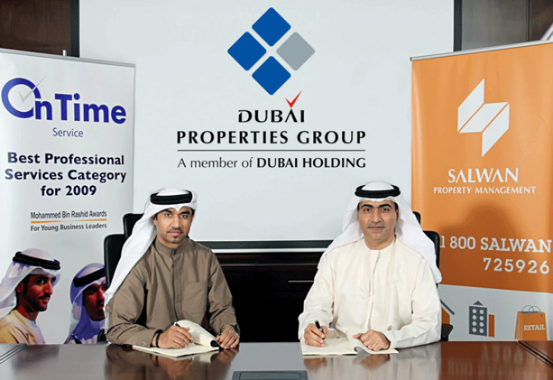 Select group фото. дубай инвест. 15 northside dubai. пенинсула дубай жк. Select group dubai logo.