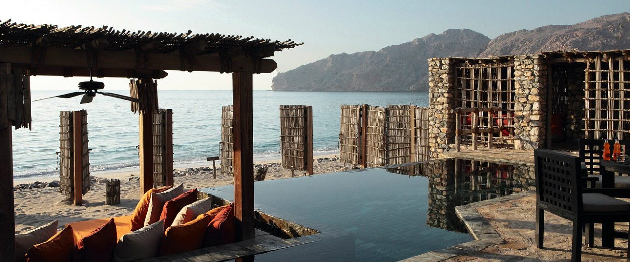 Discover How To Have The Best Luxury Summer Holidays 2017 ➤ To see more news about Luxury Design visit us at https://covetedition.com/ #interiordesign #homedecor #luxurybrand @BathroomsLuxury @bocadolobo @delightfulll @brabbu @essentialhomeeu @circudesign @mvalentinabath @luxxu @covethouse_