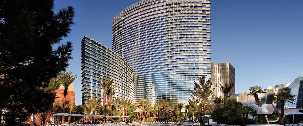 Enter A Magnificent And Luxurious World At Aria Resort & Casino ➤ To see more news about Luxury Design visit us at https://covetedition.com/ #interiordesign #homedecor #luxurybrand @BathroomsLuxury @bocadolobo @delightfulll @brabbu @essentialhomeeu @circudesign @mvalentinabath @luxxu @covethouse_