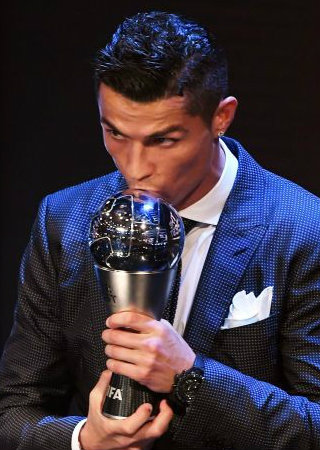 A Visit to Pestana CR7 and Pestana Hotel Group History. To see more news about luxury hotels, subscribe our newsletter right now! #pestanacr7 #pestanahotelgroup #cristianoronaldo #ronaldo #pestanacr7funchal #pestanacr7lisboa #pestanacr7madrid #pestanacr7newyork #luxuryhotels