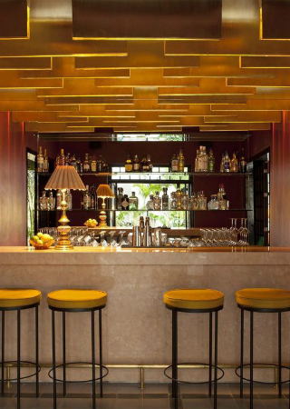 Dimore Studio Brings the 1940's to Casa Fayette. To see more news about incredible hotels, subscribe our newsletter right now! #casafayette #dimorestudio #estudio5 #grupohabita #luxuryhotels #artdeco #carloscouturier #moisesmicha #luxuryfurniture #progettononfinito