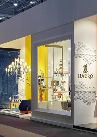 Lladró Presents Innovative Lifestyle at Maison et Objet 2018. To see more news about luxury brands, subscribe our newsletter right now! #lladro #maisonetobjet2018 #luxurybrands #luxuryporcelain #spanishbrands #designevents #jamzlamps #lightandscent