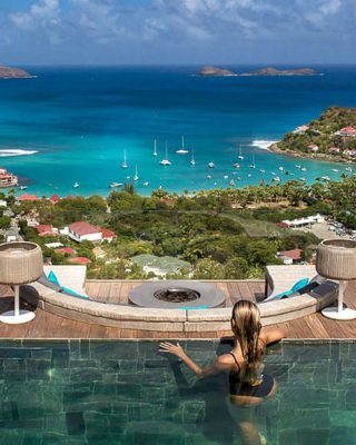 Travel to the 5 Best Luxury Destinations for 2018. To see more news about travel, subscribe our newsletter right now! #luxurydestinations #costasmeralda #hamiltonisland #macau #stbarthelemy #stbarth #venice #bestluxuryvacations #dreamdestinations #summervacations