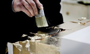 Leaf Gilding Is One of the World's Most Stunning Decorative Techniques 3