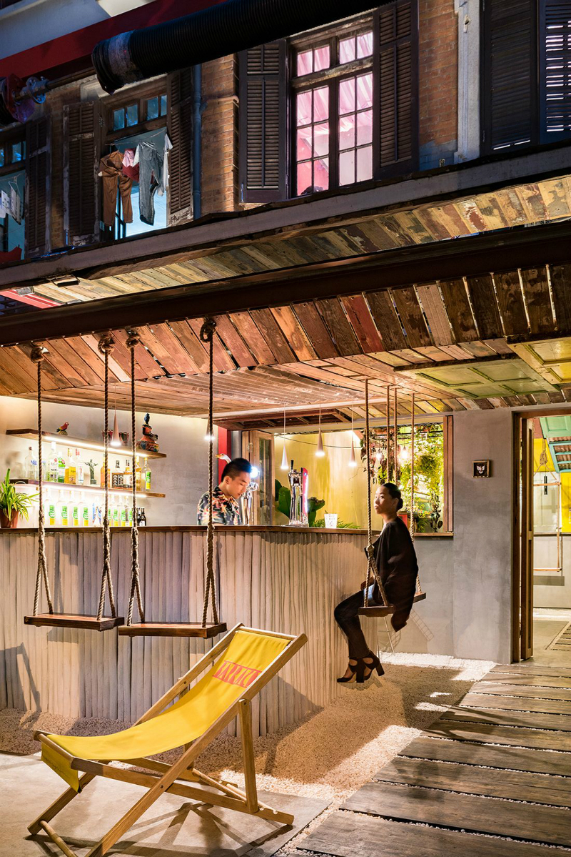 Take A Look At The Amazing Interior Design Of A Shanghai Bar - Covet ...