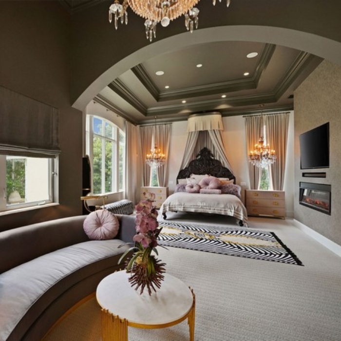 A ROMANTIC VIBE WITH ECLECTIC ACCENTS BY HILARY WHITE INTERIOR DESIGN