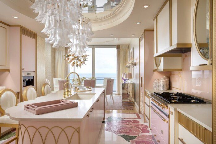 The Essence Of Elegance: Unique Design Projects By Lori MorrisThe Essence Of Elegance: Unique Design Projects By Lori Morris