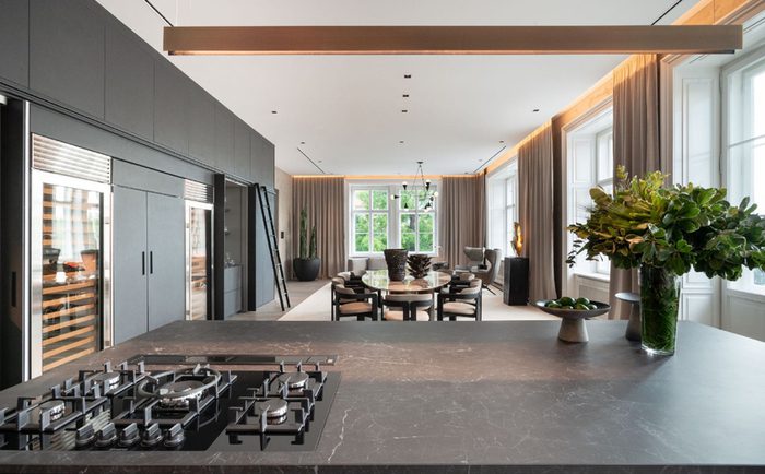 A Cosmopolitan Residence By Uzca Designs