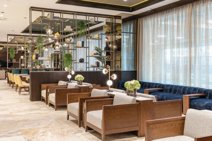 Adriana Hoyos: A Timeless, Warm And Sophisticated Style