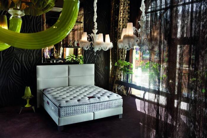 11 Rooms: The Ultimate Luxury Beds