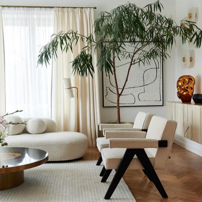 Sophisticated Interiors With Elegant Home
