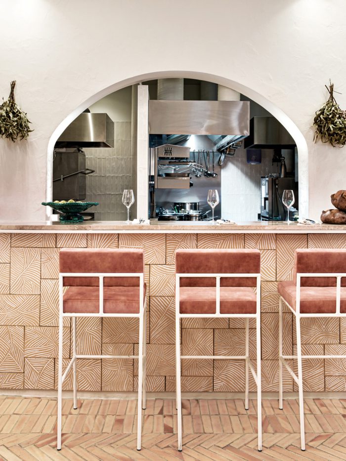 Art Of Living: Exquisite, Timeless Interiors By Friedmann And Versace