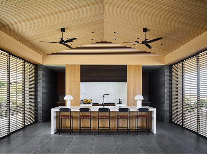 Nicole Hollis Keeps It Simple And Always Remarkable